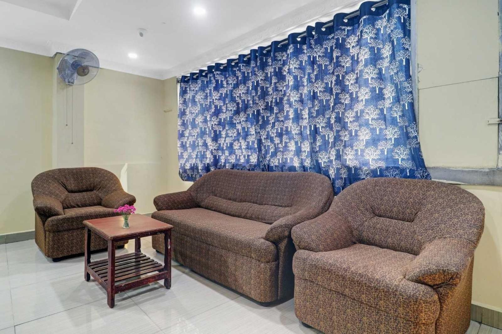 Hotel O Ankitha Residency Хидерабад Екстериор снимка